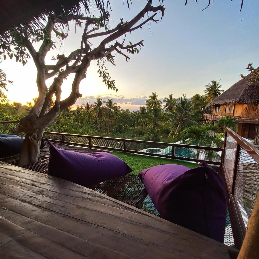 Вилла Gading Tree House Batununggul Экстерьер фото